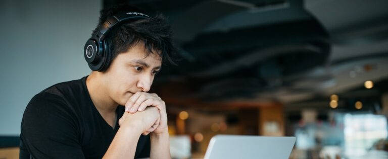 Male vs Female Dating Standards: Who's More Delusional in 2026?